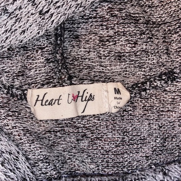 Cardigan - Picture 2 of 2